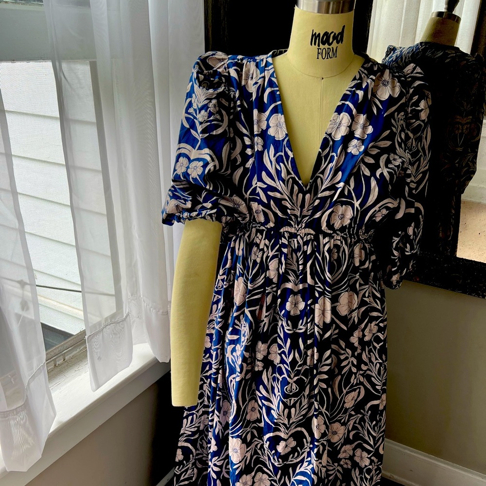 Beyond, by Vera, Dress